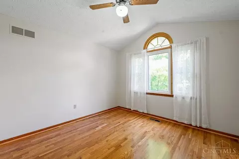 Bedroom - 7487 Timberline Dr, West Chester, OH 45241 photo 1 of 14