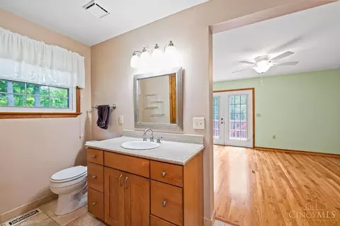 Bath - 7487 Timberline Dr, West Chester, OH 45241 photo 1 of 5