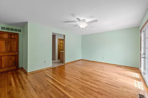 Bedroom - 7487 Timberline Dr, West Chester, OH 45241 photo 2 of 14