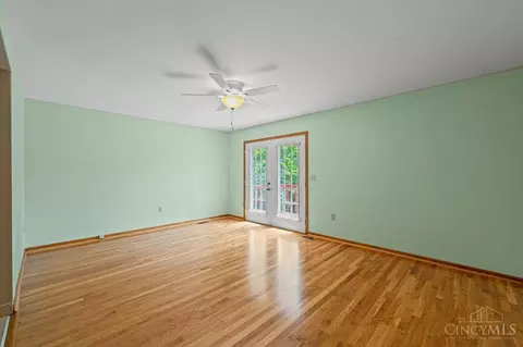 Living - 7487 Timberline Dr, West Chester, OH 45241 photo 5 of 8