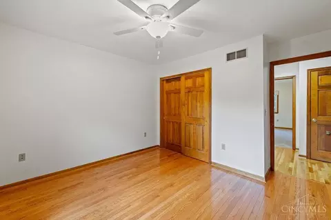 Bedroom - 7487 Timberline Dr, West Chester, OH 45241 photo 4 of 14