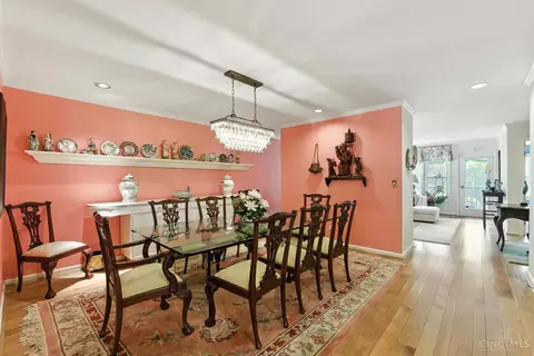 7904 Causeway Ln, Cincinnati, OH 45255 photo 9