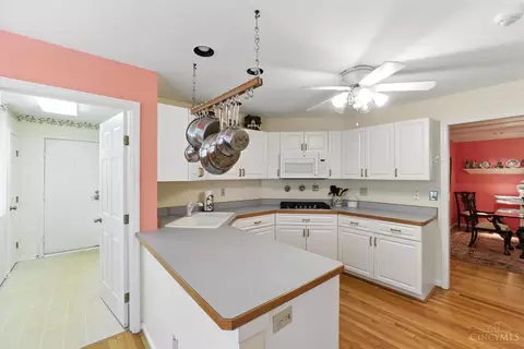 7904 Causeway Ln, Cincinnati, OH 45255 photo 11