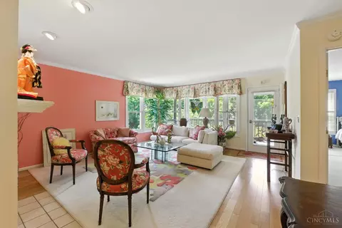 7904 Causeway Ln, Cincinnati, OH 45255 photo 5