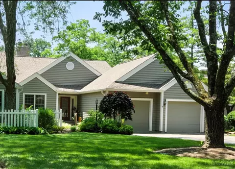 7904 Causeway Ln, Cincinnati, OH 45255