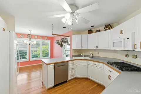 7904 Causeway Ln, Cincinnati, OH 45255 photo 10