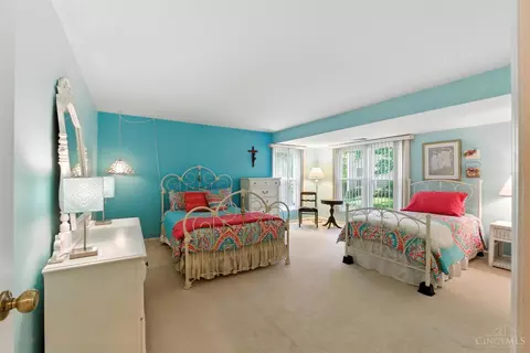 7904 Causeway Ln, Cincinnati, OH 45255 photo 26