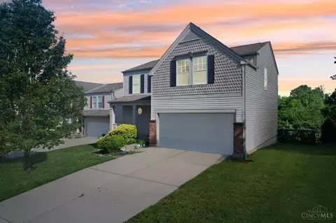 216 Lights Pointe Ct, New Richmond, OH 45157