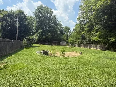 Exterior - 829 Youngs Ln, Cincinnati, OH 45245 photo 1 of 5