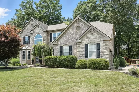 511 Forest Edge Dr, South Lebanon, OH 45065
