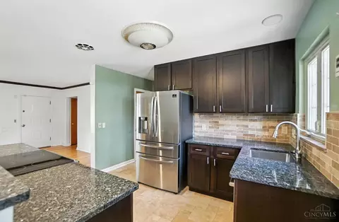 Kitchen - 1116 Hempstead Dr, Cincinnati, OH 45231 photo 1 of 5