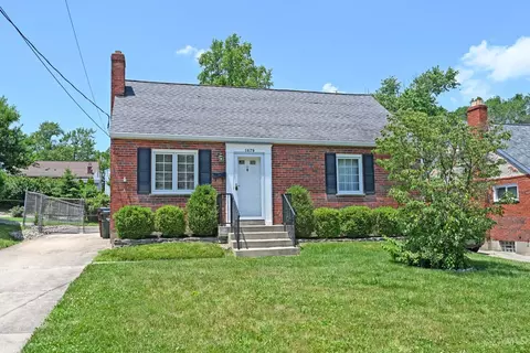 1679 Sanborn Dr, Reading, OH 45215