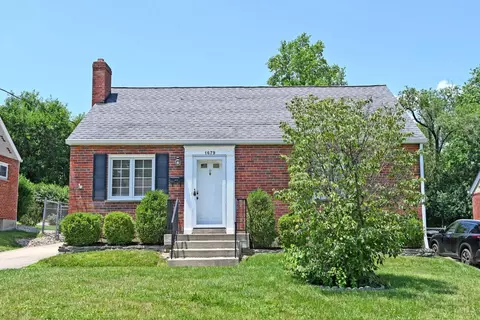 1679 Sanborn Dr, Reading, OH 45215 photo 2