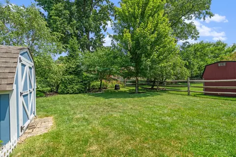 Exterior - 3830 Section Rd, Silverton, OH 45236 photo 10 of 12