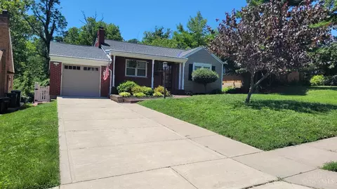 2769 Westbrook Dr, Cincinnati, OH 45211