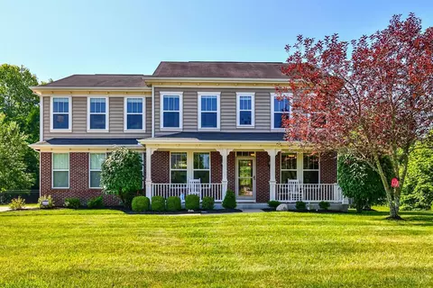 1431 Woodlan Ct, Amelia, OH 45102