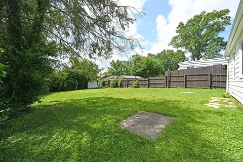 6853 Warder Dr, Cincinnati, OH 45224 photo 30