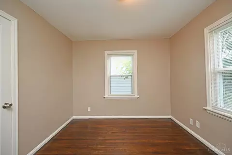 6853 Warder Dr, Cincinnati, OH 45224 photo 27