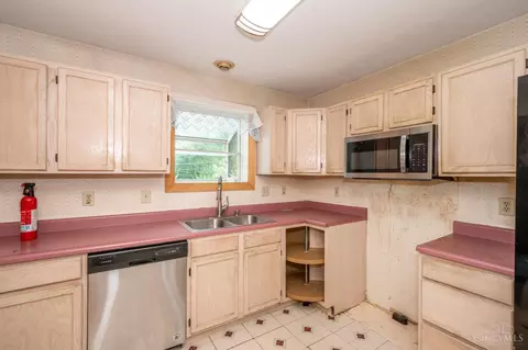 11558 Newgate Ln, Forest Park, OH 45240 photo 7