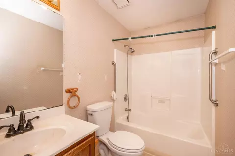 11558 Newgate Ln, Forest Park, OH 45240 photo 12