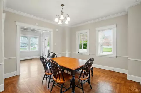 Dining - 3933 Vine St, Cincinnati, OH 45217 photo 1 of 3
