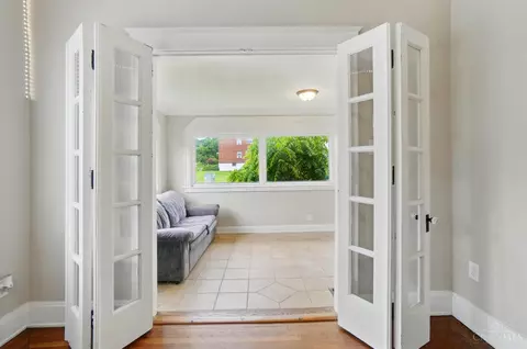 Other - 3933 Vine St, Cincinnati, OH 45217 photo 1 of 8