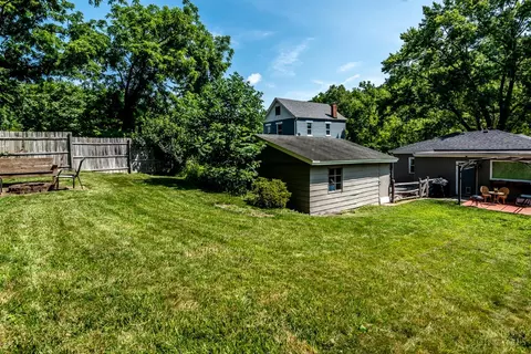 Exterior - 2113 Fork Rd, Cincinnati, OH 45211 photo 6 of 11