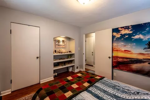 Bedroom - 2113 Fork Rd, Cincinnati, OH 45211 photo 2 of 2
