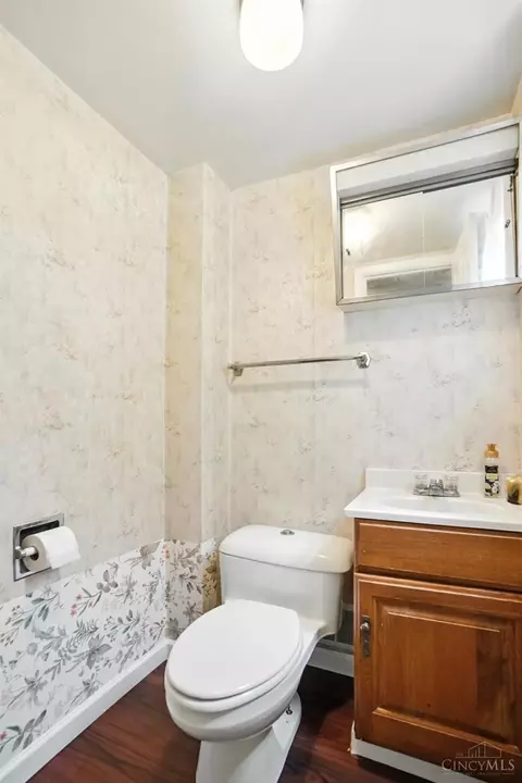 Bath - 9015 Cotillion Dr, Cincinnati, OH 45231 photo 8 of 8