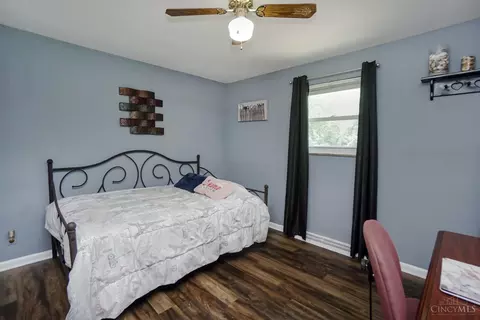 Bedroom - 553 Brantner Ln, Cincinnati, OH 45244 photo 2 of 3