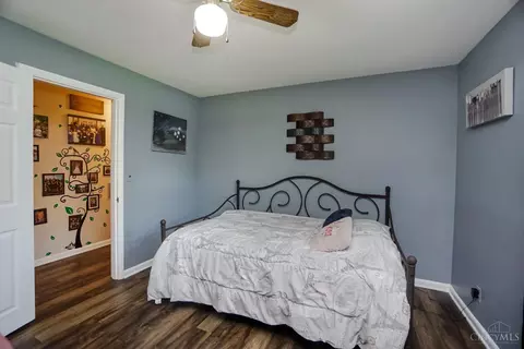 Bedroom - 553 Brantner Ln, Cincinnati, OH 45244 photo 3 of 3