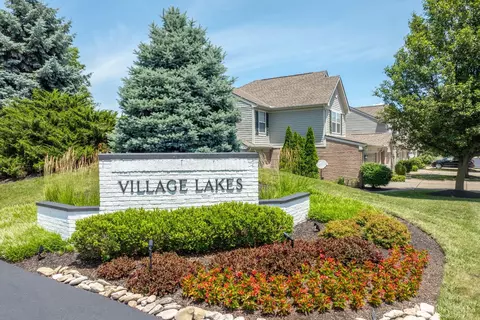 4247 Fieldsedge Dr, Mason, OH 45040 photo 3