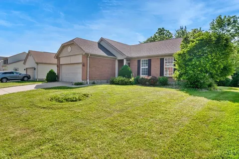 1583 Creekside Rd, Amelia, OH 45102