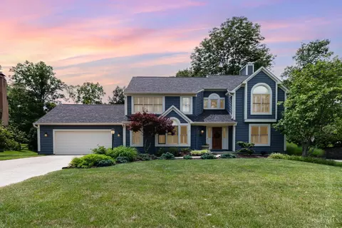 585 Miami Crest Dr, Loveland, OH 45140