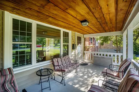 Exterior - 3520 Edgeview Dr, Cincinnati, OH 45213 photo 5 of 10