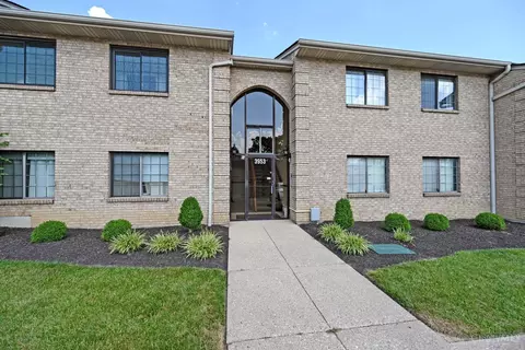3953 School Section Rd, Cheviot, OH 45211