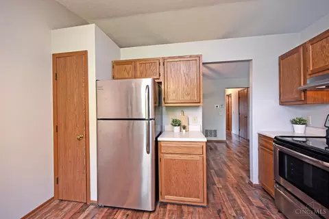 Kitchen - 3953 School Section Rd, Cheviot, OH 45211 photo 4 of 4