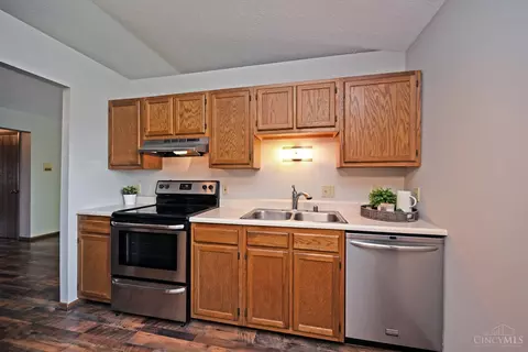 Kitchen - 3953 School Section Rd, Cheviot, OH 45211 photo 2 of 4