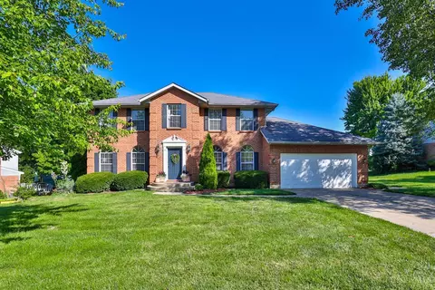 7380 Hollywood Dr, West Chester, OH 45069