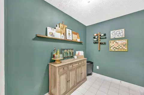 Other - 5743 Summit View Ct, Cincinnati, OH 45247 photo 2 of 9