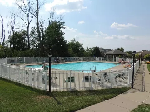 Exterior - 5743 Summit View Ct, Cincinnati, OH 45247 photo 9 of 9