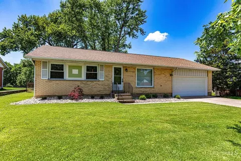 6035 Hexagon Dr, Fairfield, OH 45014