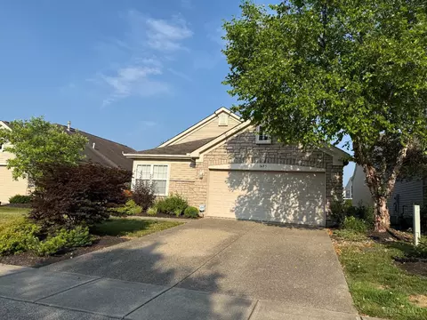 Exterior - 3485 Ballymore Ct, Cincinnati, OH 45245 photo 2 of 2