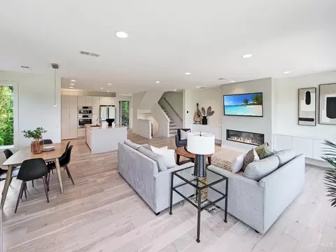 Living - 3936 Feemster St, Cincinnati, OH 45226 photo 4 of 6