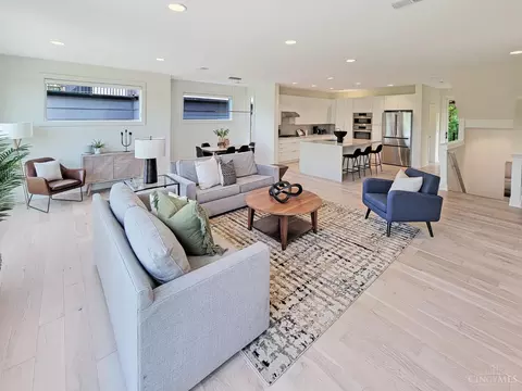 Living - 3936 Feemster St, Cincinnati, OH 45226 photo 2 of 6