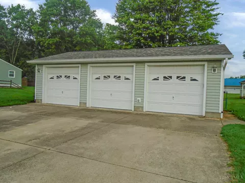 867 Willow St, Williamsburg, OH 45176 photo 5