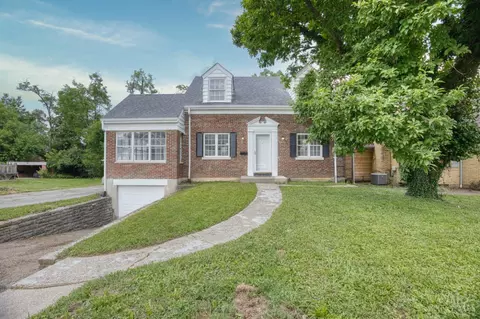 2512 Losantiville Ave, Golf Manor, OH 45237