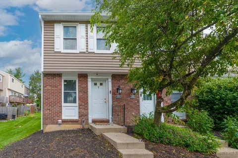 2954 Mossy Brink Ct, Maineville, OH 45039