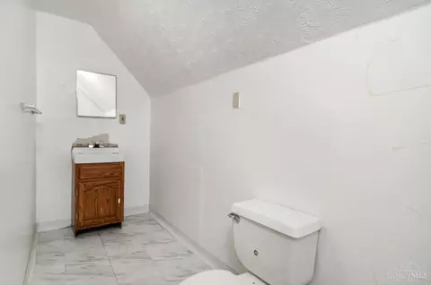 311 Hilton Pl, Cincinnati, OH 45219 photo 18