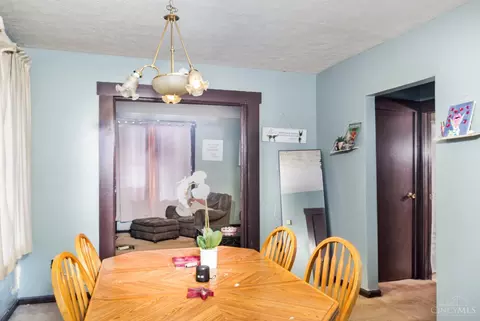 311 Hilton Pl, Cincinnati, OH 45219 photo 12